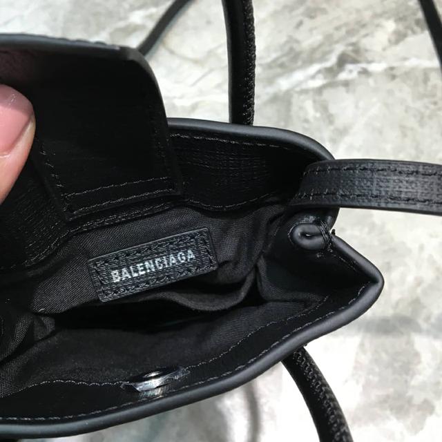 กระเป๋า Phone Bag ใช้ครั้งเดียว สภาพใหม่มาก 4