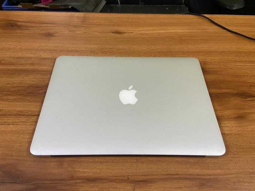 Apple MacBook Pro (Retina 15-inch Mid 2015) 6