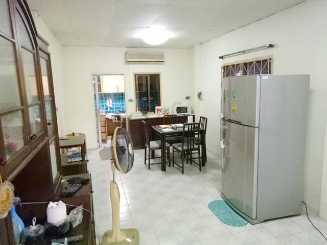 ใกล้สุวรรณภูมิ 2นอน เฟอร์ครบ! 2จอดรถ กิ่งแก้ว35-55 ให้เช่าบ้านเดี่ยว 1น้ำ รับสัตว์ 60 ตรว. 240 ตรม. 3