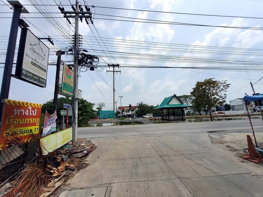 ขายถูกที่ดินคลองหก 2 ไร่ 2 งาน ติดถนนคอนกรีตสาธารณะ ซอย คลองหก ตต.31 อ.คลองหลวง จ.ปทุมธานี 6