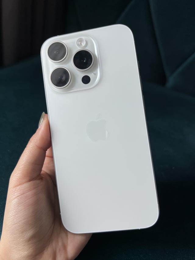 iPhone 15 Pro White Titaninm 128GB