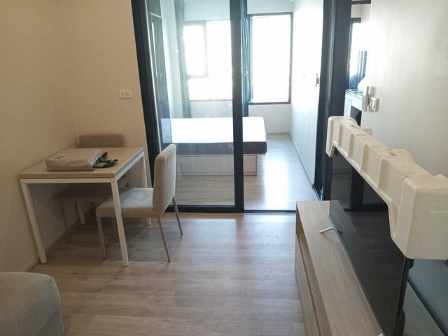 ให้เช่า Niche Mono Mega Space บางนา ห้องสวย วิวทะเลสาบและสระว่ายน้ำ 4