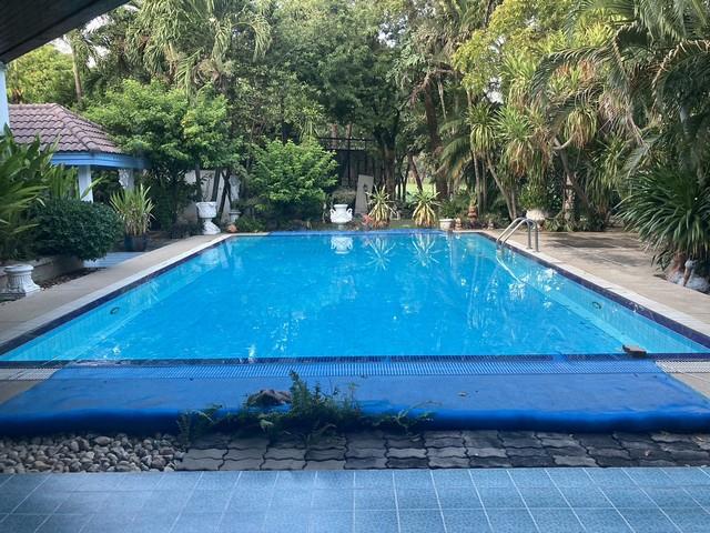 ให้เช่าบ้าน มีสระว่ายน้ำ ติดสนามกอล์ฟ โครงการนวธานี เสรีไทย59 1