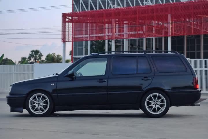 Volkswagen Golf ปี 1997 8