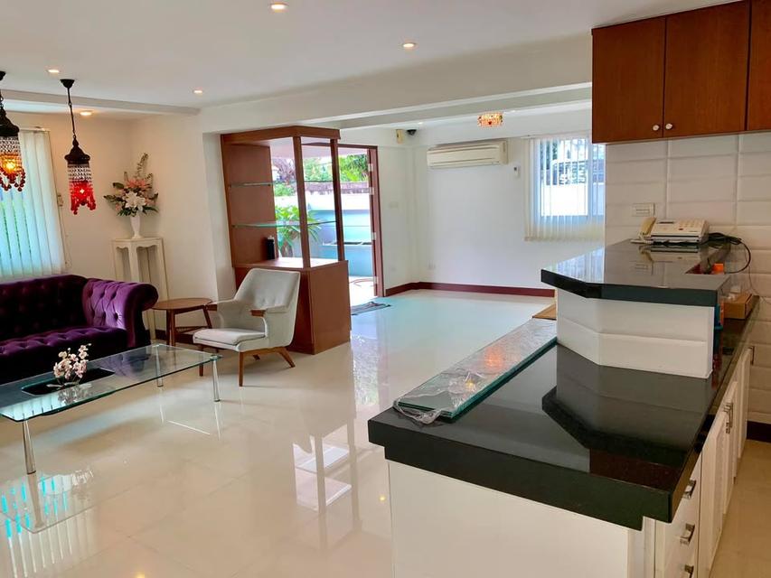 บ้านเดี่ยว ให้เช่า เสนานิคม 1 6ห้องนอน จอดรถในบ้านได้ 4-5 คัน 3