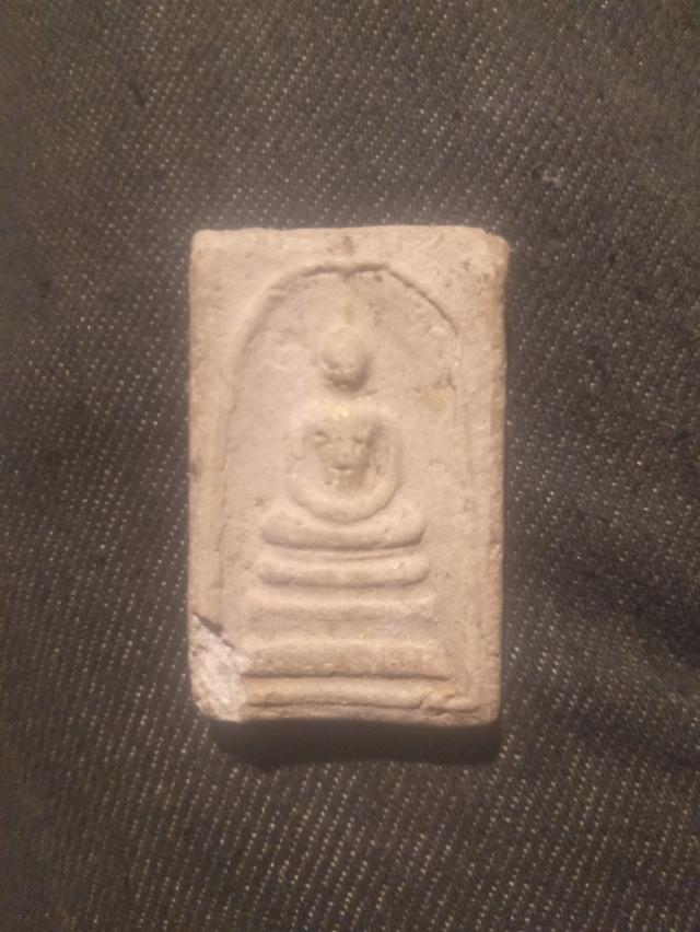 พระเครื่องและวัตถุมงคล