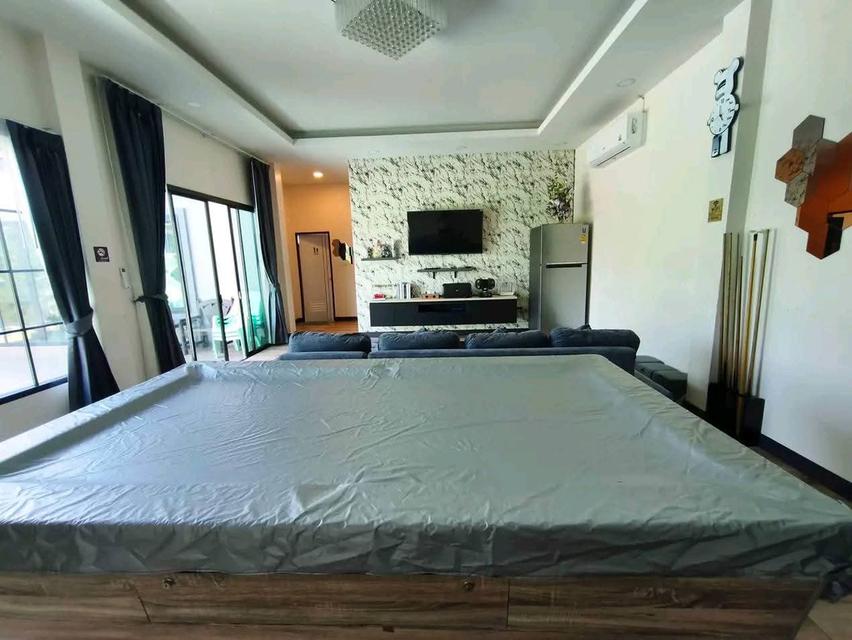 บ้านเดี่ยวพร้อมสระว่ายน้ำ ขนาดใหญ่ 12