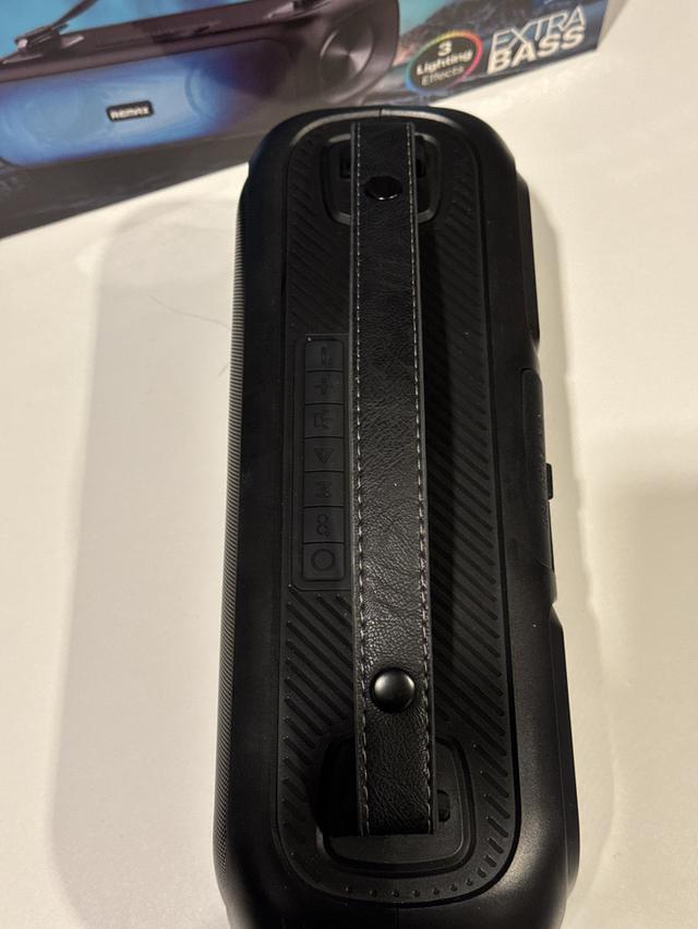 REMAX RB-M25 NAVIGATOR PORTABLE TWS WIRELESS BLUETOOTH SPEAKER V5.1 3