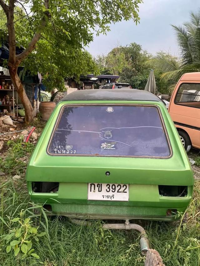 Volkswagen Golf สีเขียว 3