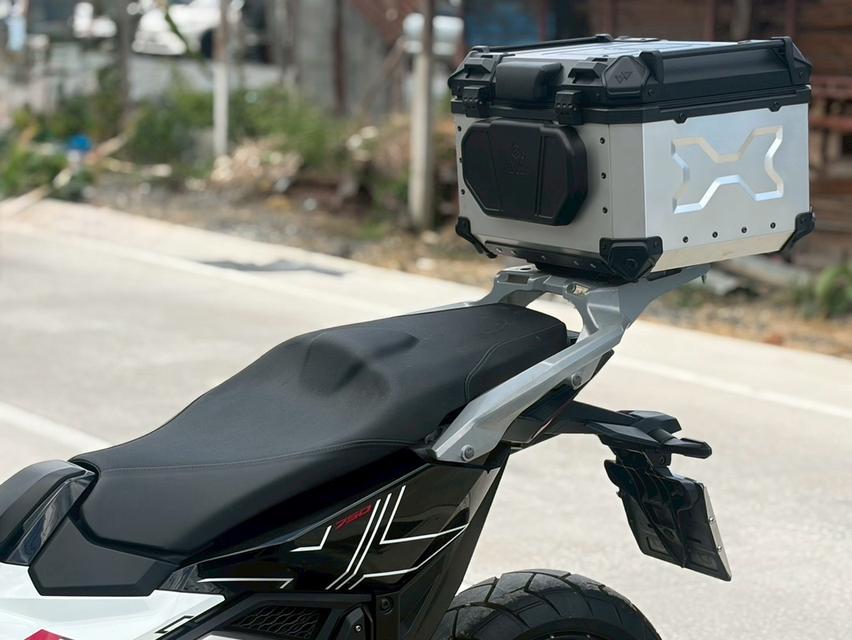 Honda X-adv750 TFT ปี 2022 ขาวพิเศษ รูปที่ 12