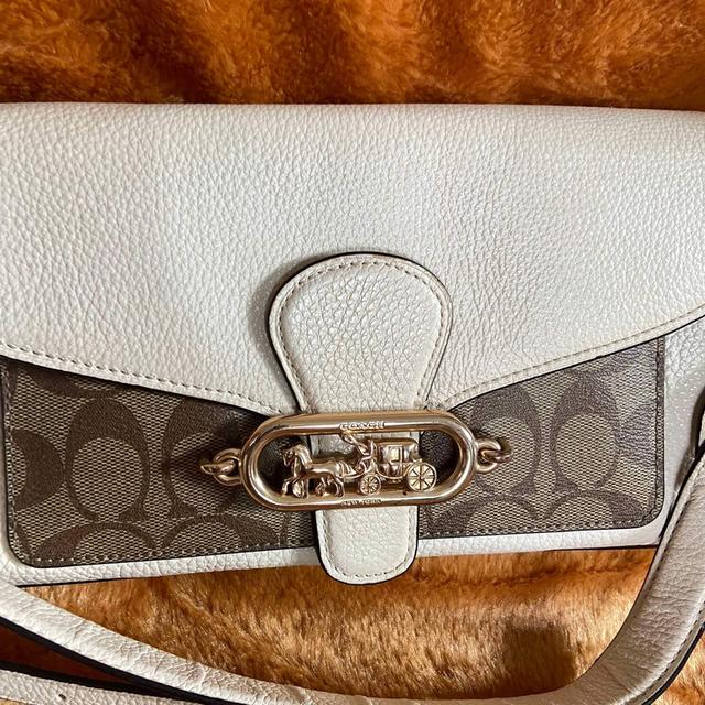 กระเป๋าcoach มือสองสภาพดี 12