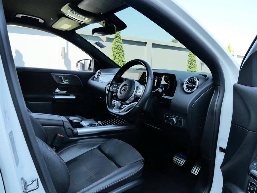 2022 Benz GLA200 AMG 12