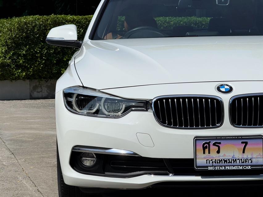 2017 BMW 320D LCI รถมือเดียวออกป้ายแดง รถวิ่งน้อย เข้าศูนย์ทุกระยะ รถไม่เคยมีอุบัติเหตุครับ 7
