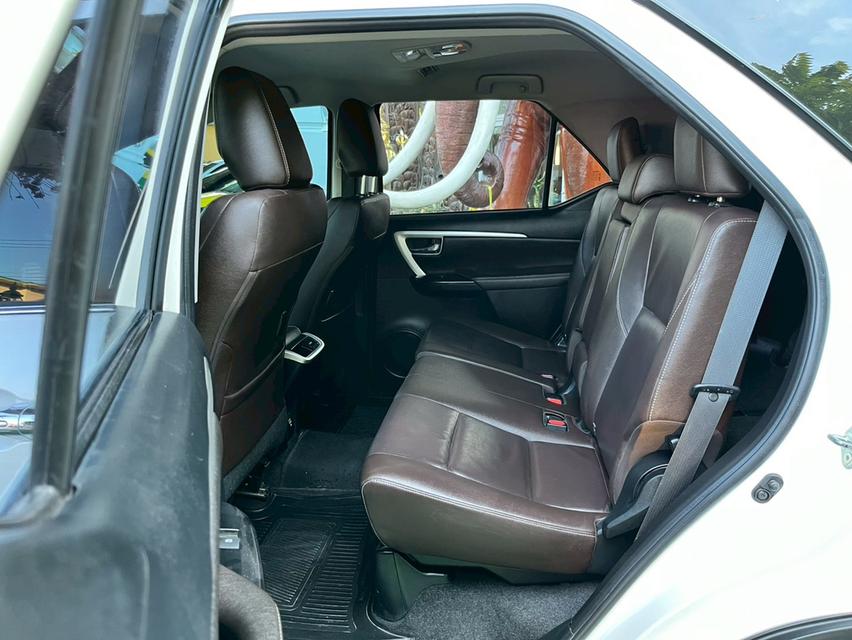 👑 TOYOTA FORTUNER 2.4 V AUTO! ปี 2019! 👑 9