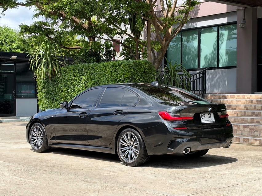 2021 BMW 320D MSPORT รถมือเดียวออกป้ายแดง รถวิ่งน้อย รถเข้าศูนย์ตลอด รถไม่เคยมีอุบัติเหตุครับ รูปที่ 6