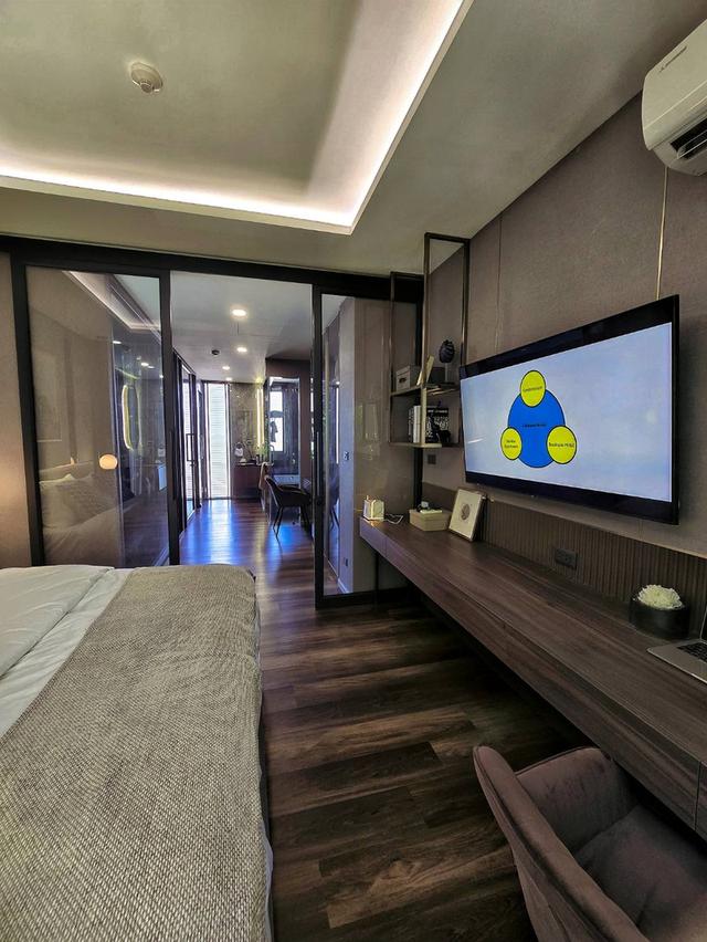 AVACONIC Penthouse Residence 13