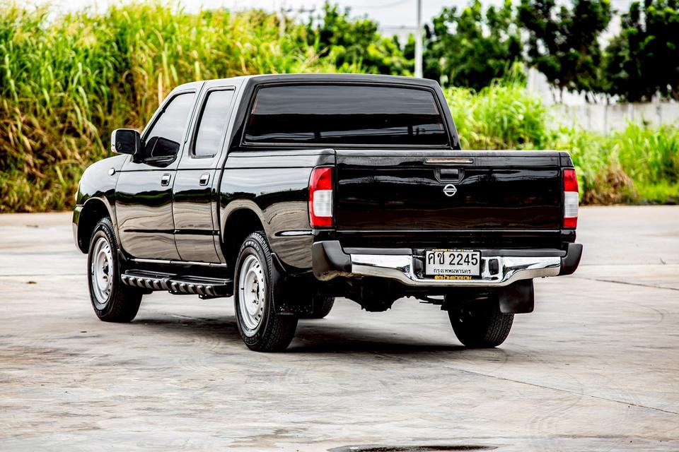 Nissan FORNTIER DOUBBLECAB 3.0 ZDI เกียร์ธรรมดา สีดำ ปี 2004 7