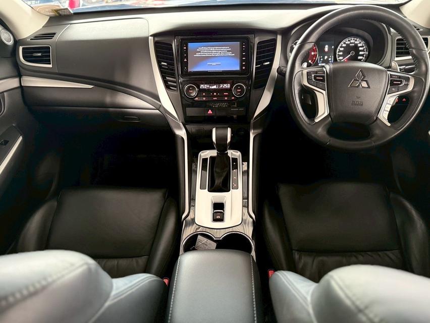 รหัสรถ AP688 Pajero 2.4 GT Premium NAVI 2WD ปี2018 สีเทา ดีเซล 12