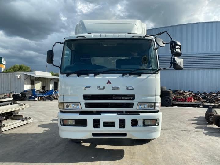 Mitsubishi FUSO Super Great 3