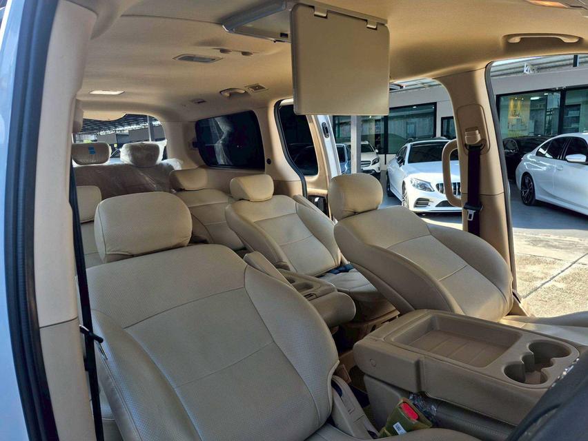 Hyundai H1 2.5Eilte ปี24 13