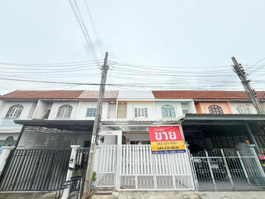 ขาย บ้านเฮาเฮ้าส์2 ชั้น แต่งครบพร้อมอยู่ หมู่บ้านบัวทองแลนด์ ไทรน้อย บางบัวทอง นนทบุรี