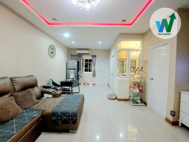 ขายบ้าน โกลเด้น ทาวน์ บางนา - สวนหลวง 21.2 ตร.ว ใกล้โรงพยาบาลสิรินธร ดอกไม้ ประเวศ 2