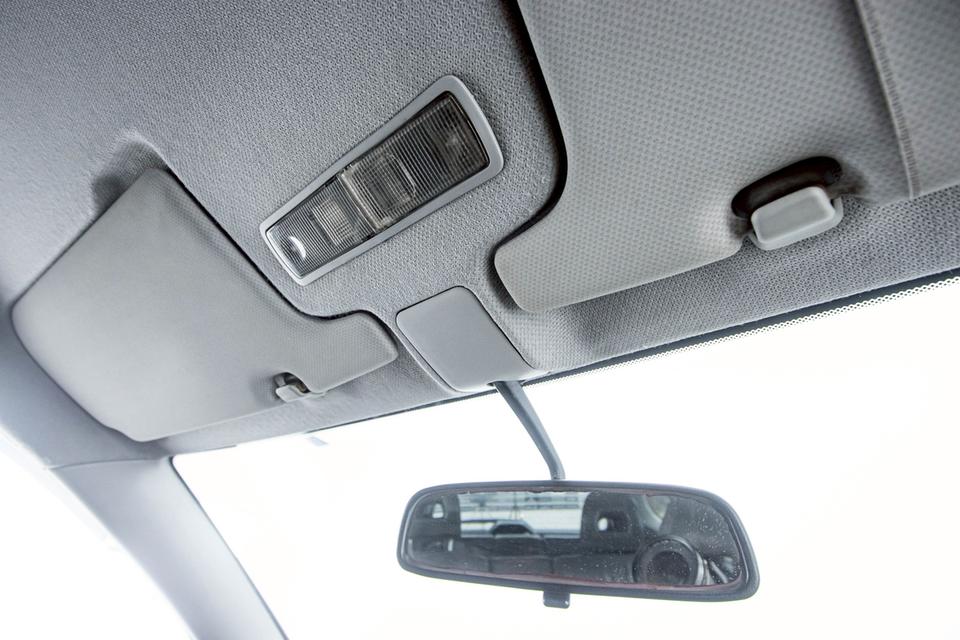 HONDA STREAM 2.0 I-VTEC S K20A  2003 รูปที่ 16