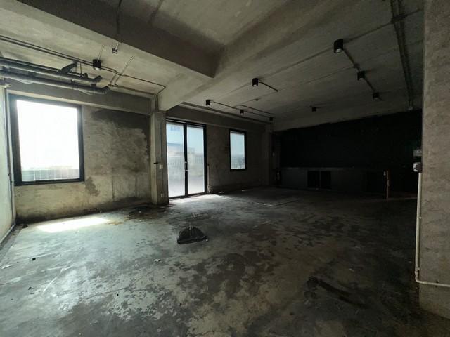 รหัสC6940 ให้เช่าอาคารสแตนด์อโลน 2.5 ชั้น ที่จอดรถจอดได้หลายคัน ย่านห้วยขวาง ดินแดง เหมาะทำออฟิศ และกิจการอื่น 5