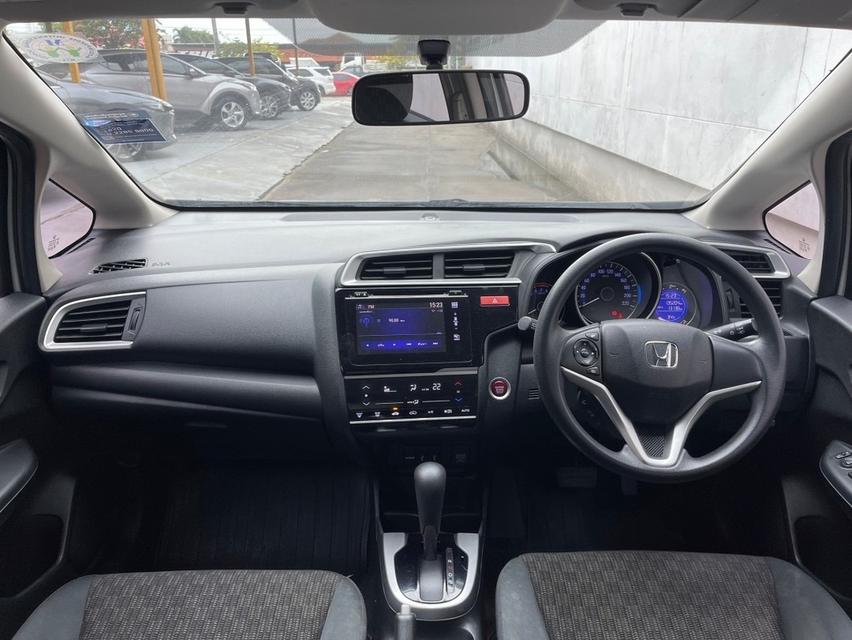 2015 HONDA JAZZ 1.5 V+ GK 4