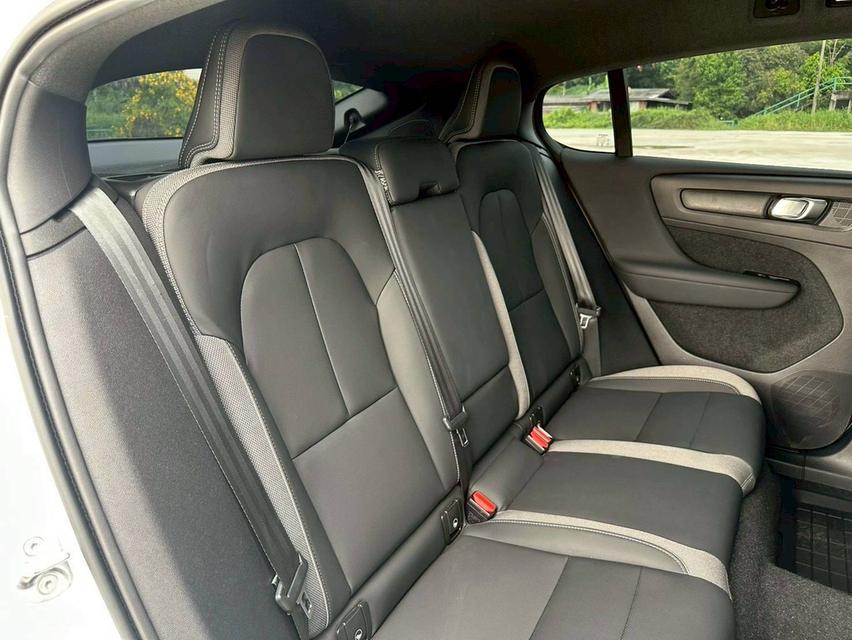 Volvo C40 TwinMotor ปี 2023 12