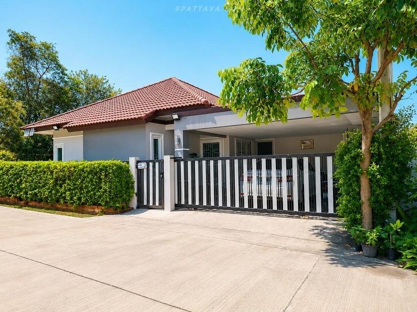 For Sale — House near Mabprachan Lake PattayaGood location house near Mabprachan Lake area, suitable for family living or investment in one of East 1