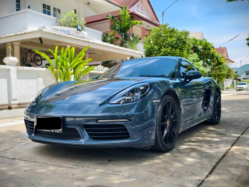 718 Cayman