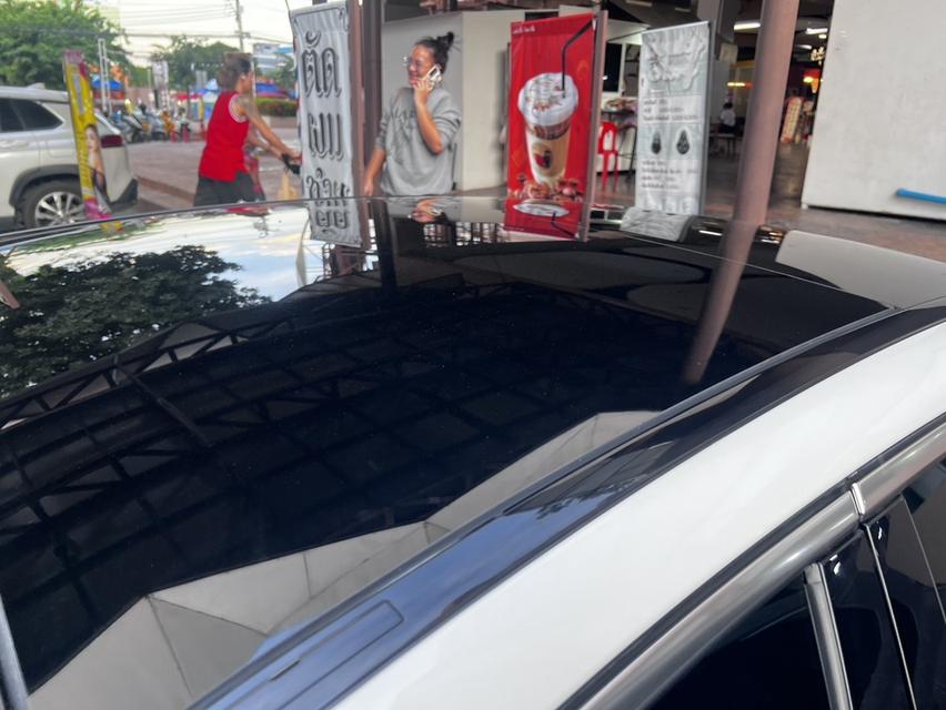 รหัสรถ KPV6703 2023 Benz C220d AMG หลังคาแก้ว
