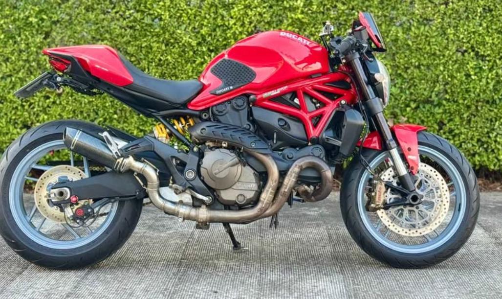 Ducati Monster 821 ปี 2016