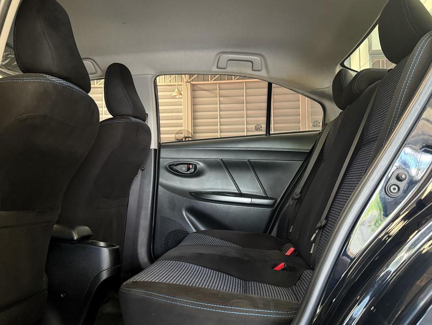 2016 TOYOTA VIOS 1.5 E รถมือเดียวออกป้ายแดง สภาพป้ายแดง รถวิ่งน้อยเพียง 41,000 กม รถไม่เคยมีอุบัติเหตุครับ  14