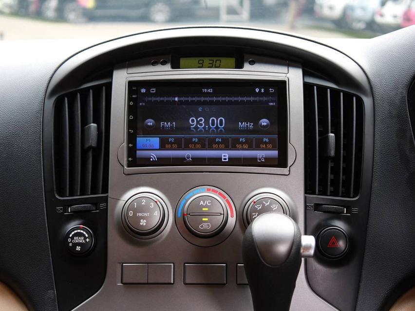 HYUNDAI H1,2.5  ELITE ปี 2014 โฉม ปี08-18 16