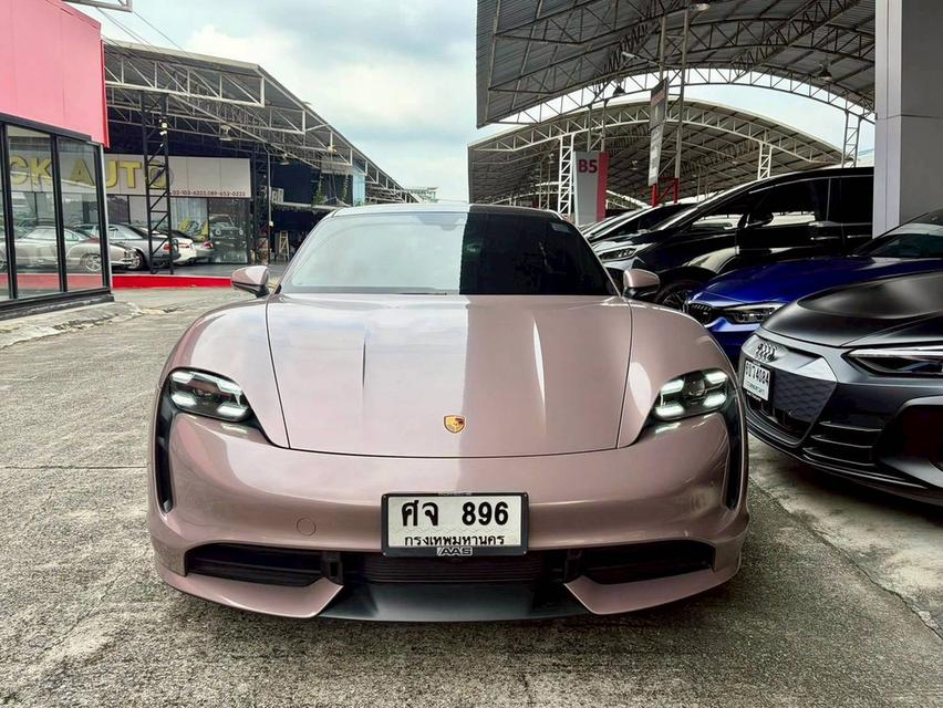 Porsche Taycan Turbo