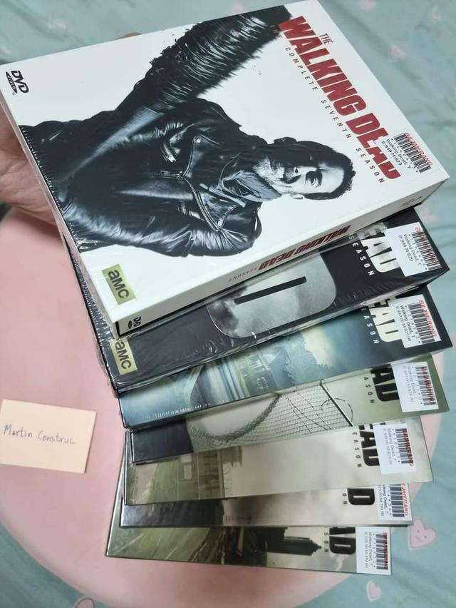 WALKING DEAD SEASON 1-7MASTER ลิขสิทธิ์แท้จากห้างสะสมเองขายมือสองสภาพใหม่ ยังไม่แกะซีล สนใจทักน้าป๊อป O9O5546999 แอดไอดีไลน์ popwong