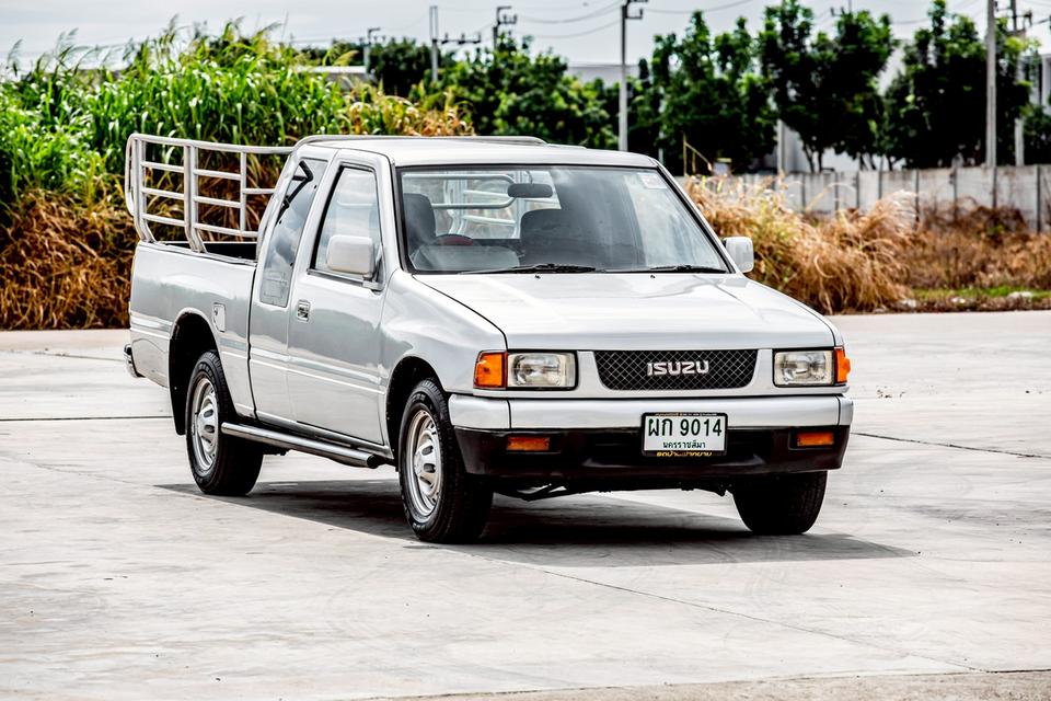 Isuzu Space Cab 2.5L ดีเซล ปี 1993 สีเทา เกียร์ธรรดา