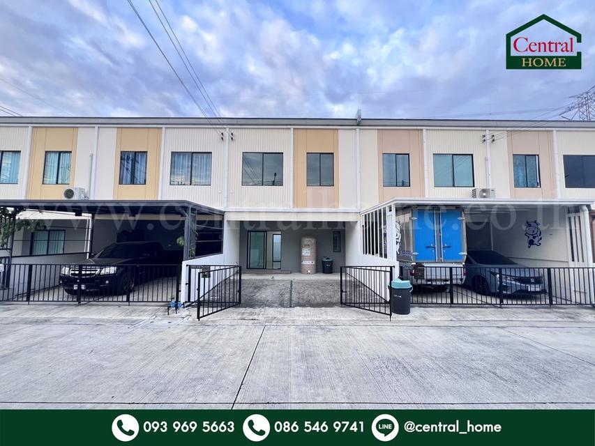 ทาวน์เฮ้าส์ เดอะคอนเนค 55 กรุงเทพ - ปทุมธานี 2 บ้านสวย พร้อมอยู่ 1