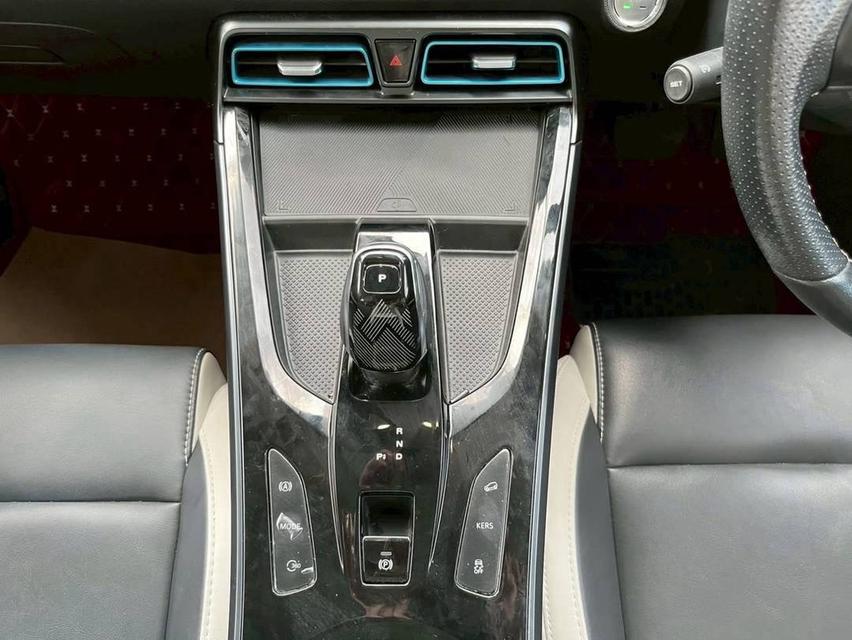 MG VS HEV 1.5 X  SUNROOF AUTO ปี 2024 -รถยนต์ SUV ไฮบริด  9