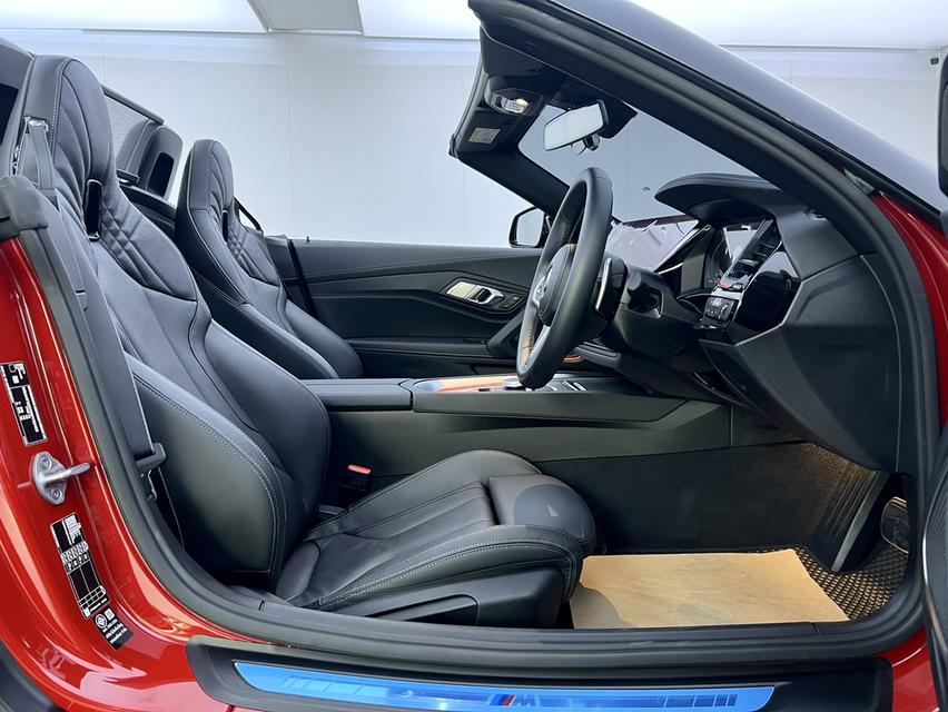 BMW Z4 sDrive30i M Sport 2024 8