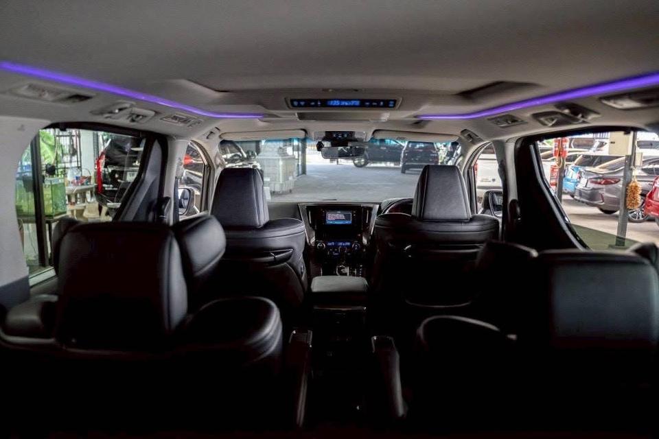 Toyota Vellfire 2.5 รถศูนย์โตโยต้า ตัวท็อป เบาะมิกกี้เม้า  ปี 2018 ไมล์ 64,xxx km กุญเเจครบ 2 ชุด 14