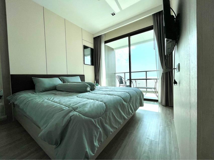 Selling Aeras Beachfront 5.6 million 13