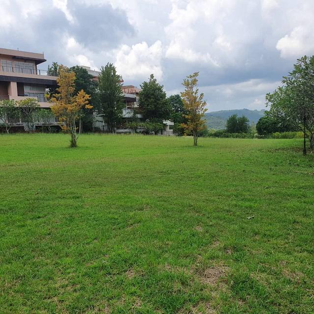 Vายบ้านภูฟ้าสวยพร้อมอยู่ดิดถนนธนะรัชต์เขาใหญ่ อำเภอปากช่องจังหวัด 9