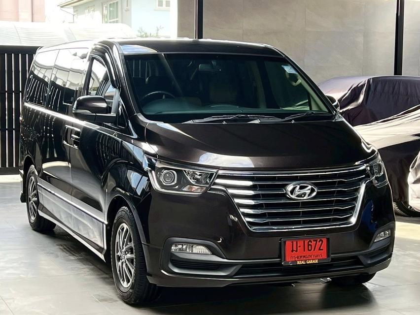 Hyundai H-1 2.5 ดีเซล delux ปี 2019 วิ่ง 80000 KM. 2