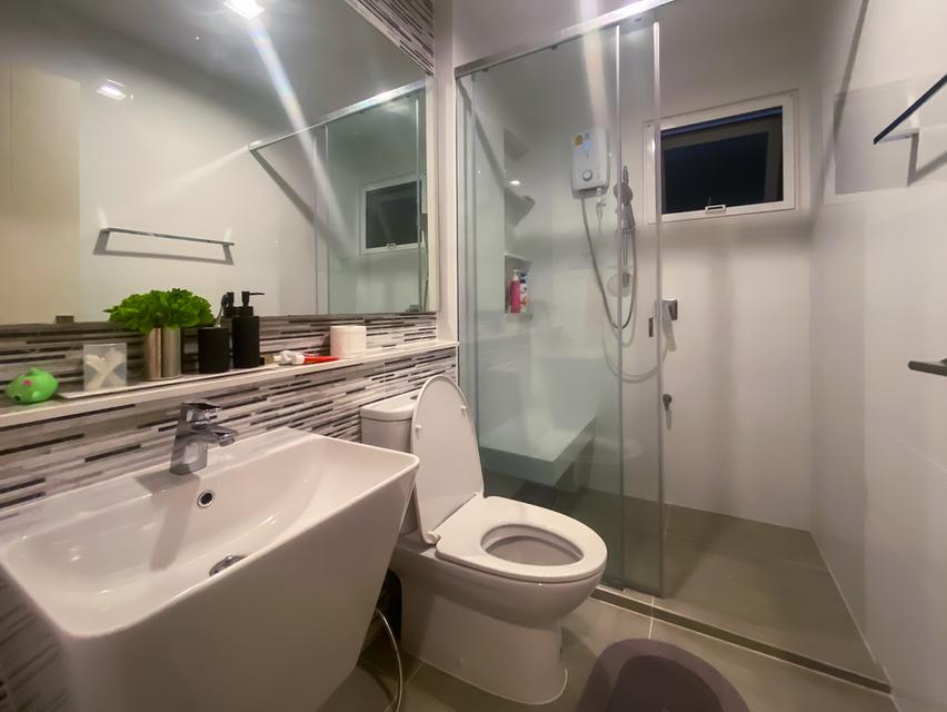 ขายบ้านเดี่ยว มัณฑนา มอเตอร์เวย์–กรุงเทพกรีฑาตัดใหม่ พร้อมเข้าอยู่ ทำเลดีใกล้ Airport Link ลาดกระบัง 12