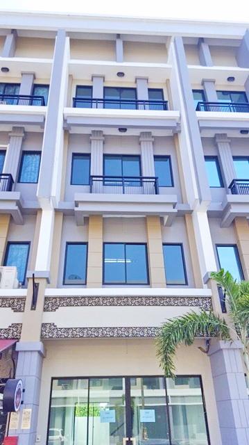 ทำเลถนนใหญ่ ให้เช่าอาคารพาณิชย์ 4ชั้น หทัยราษฏร์ รามอินทรา 105-111 พระยาสุเรนทร์ MRTนพรัตน์ 2.4 กม. ใกล้รถไฟฟ้าสายสีชมพู 6