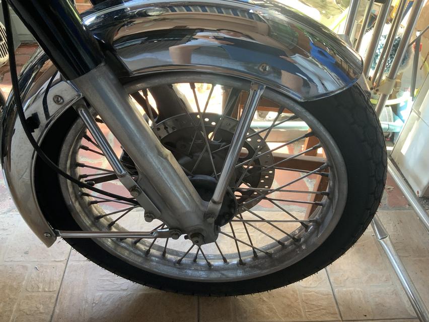 มอเตอร์ไซค์Royal Enfield classic500 สภาพดีเครื่องแน่น สตาร์ทติดง่าย