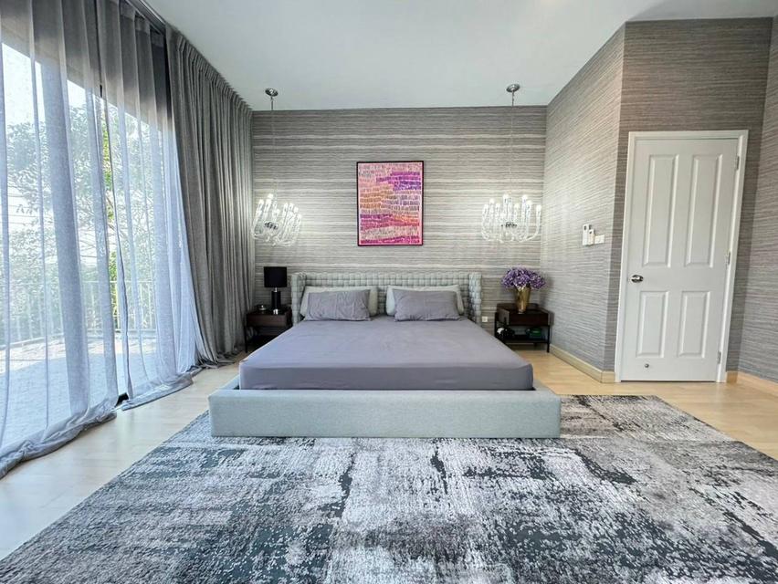 Executive Designer Home Near Bangkok — Elegant & Convenient 15